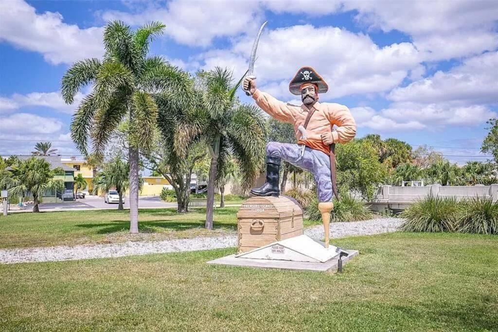 Treasure Island Beach Retreat 圣徒皮特海滩 外观 照片